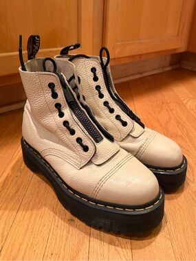 Dr. Martens Sinclair Parchment Beige Milled Nappa Leather Platform Boots, 10